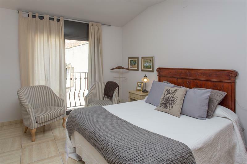 Hostal De La Placa Cabrils Bagian luar foto